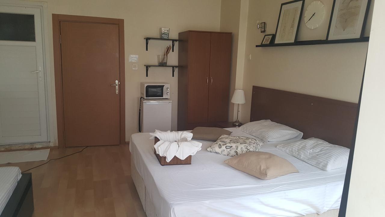 Persian Hotel Istanbul Bagian luar foto